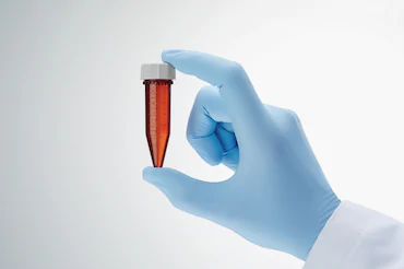 艾本德Eppendorf Tubes? 5.0 mL 帶螺旋蓋, 5.0 mL, 無(wú)菌、無(wú)熱原, 無(wú)RNase和DNase, 無(wú)DNA, 琥珀色（光保護(hù)）, 200 個(gè) (2 包 × 100 個(gè))貨號(hào)